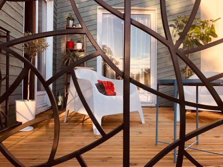 Entre Ventoux Et Luberon, Appartement Dans Maison. Malemort-du-Comtat Exteriör bild
