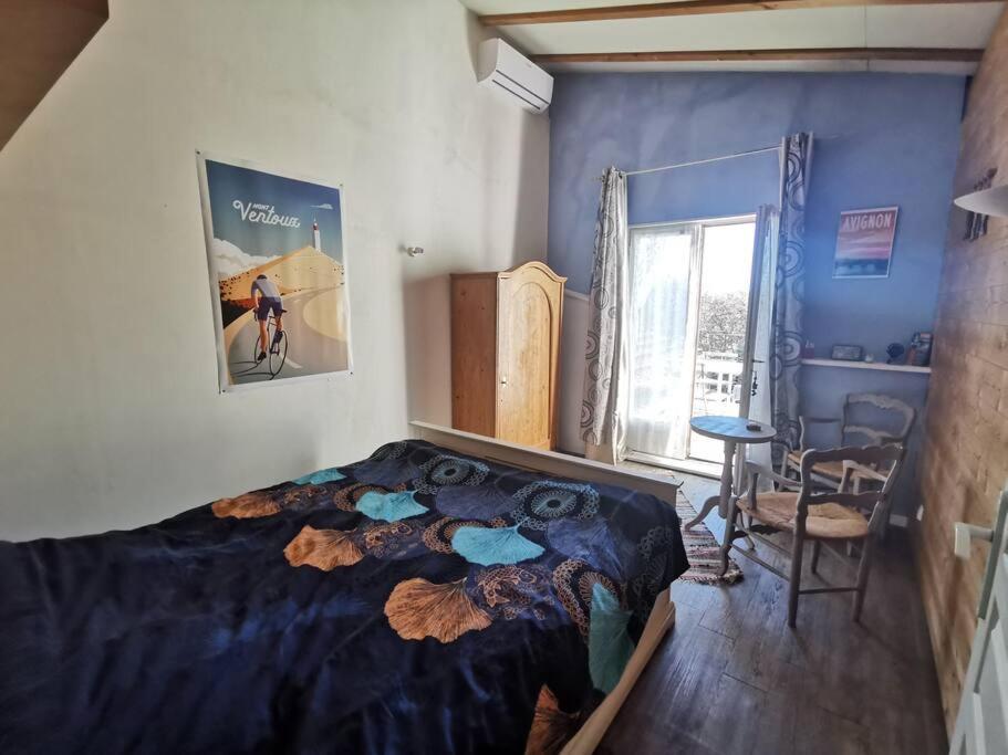 Entre Ventoux Et Luberon, Appartement Dans Maison. Malemort-du-Comtat Exteriör bild