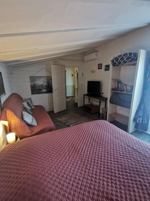 Entre Ventoux Et Luberon, Appartement Dans Maison. Malemort-du-Comtat Exteriör bild