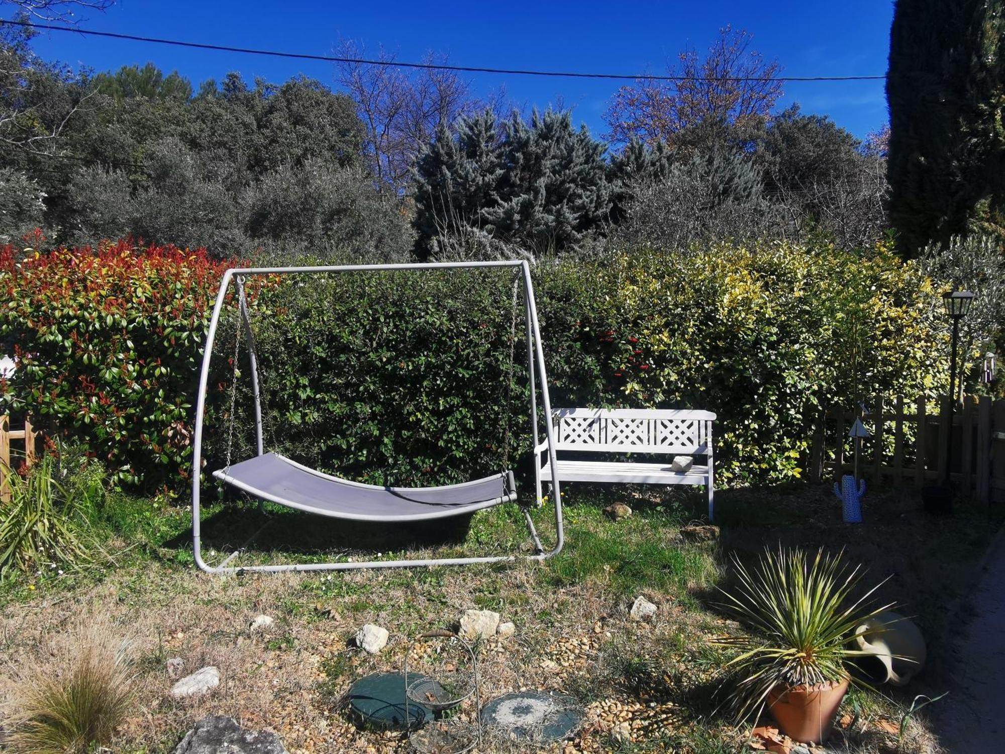 Entre Ventoux Et Luberon, Appartement Dans Maison. Malemort-du-Comtat Exteriör bild